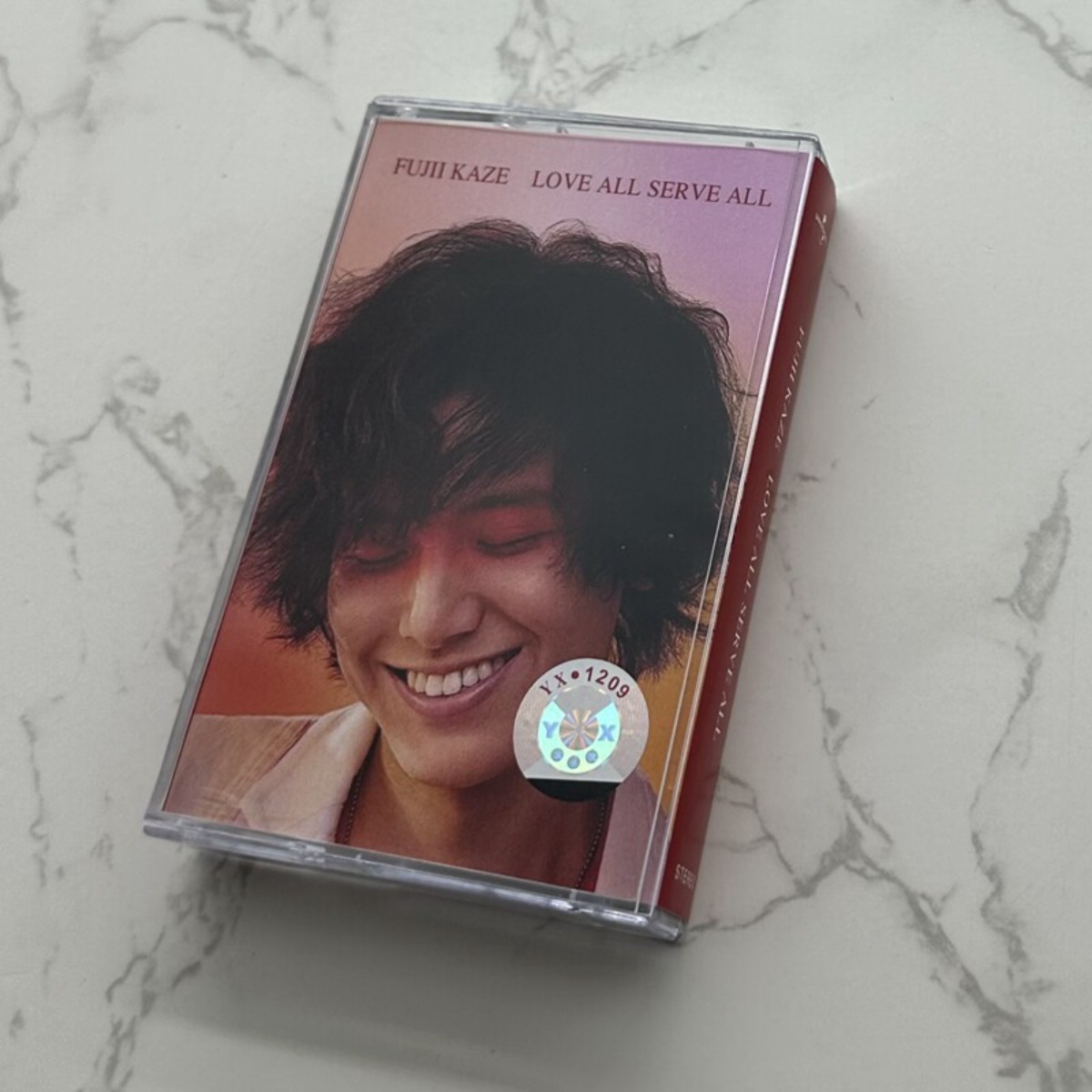 Fujii Kaze LOVE ALL SERVE ALL  - đánh giá và giá Audio Music To Lyrics